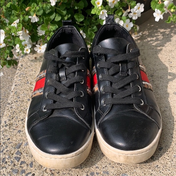 Cute shoes - Picture 4 of 4